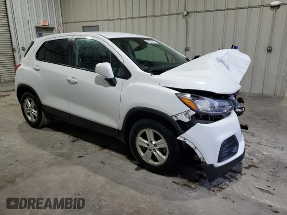 2020 Chevrolet Trax LS with VIN KL7CJKSBXLB052200, listed as a Copart auction lot 87877655 with Not Provided miles and Salvage Title. Bid and sale history available at carsss.com. Image 4.