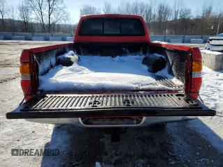 2002 Toyota Tacoma z VIN 5TEVL52N02Z142144, wystawiony jako Copart lot #46091785 z przebiegiem 224 493 mil mil oraz Nie do naprawy • Non repairable. Historia ofert i sprzedaży dostępna na DreamBid. Obrazek 6.