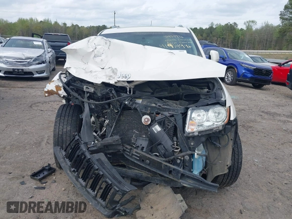 2011 Jeep Grand Cherokee 70th Anniversary with VIN 1J4RR4GG6BC718199, listed as a IAAI auction lot 41954946 with 1 mi miles. Bid and sale history available at carsss.com. Image 11.