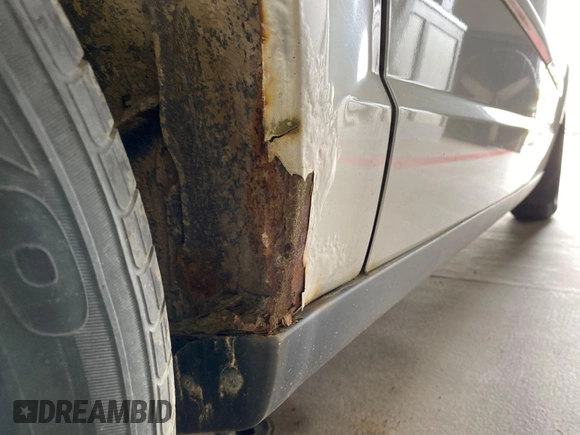 2010 Dodge Grand Caravan SE z VIN 2D4RN4DEXAR412152, wystawiony jako IAAI lot #42825395 z przebiegiem 93 398 mil mil oraz . Historia ofert i sprzedaży dostępna na DreamBid. Obrazek 38.