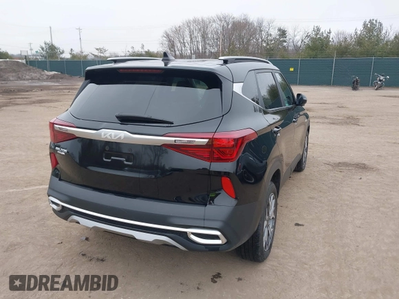 2023 Kia Seltos EX z VIN KNDERCAA9P7468220, wystawiony jako IAAI lot #38660032 z przebiegiem 13 077 mil mil oraz . Historia ofert i sprzedaży dostępna na DreamBid. Obrazek 4.