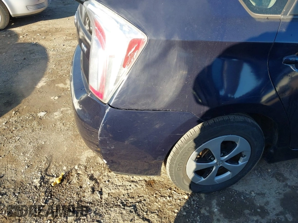 2013 Toyota Prius One with VIN JTDKN3DU4D1649342, listed as a IAAI auction lot 41075978 with 138,768 mi miles. Bid and sale history available at carsss.com. Image 6.