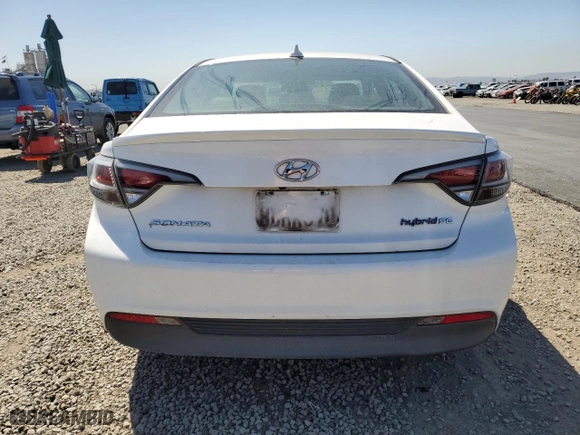 2017 Hyundai Sonata Hybrid SE with VIN KMHE24L36HA061335, listed as a Copart auction lot 52649475 with 186,825 mi miles and Clean Title. Bid and sale history available at carsss.com. Image 6.