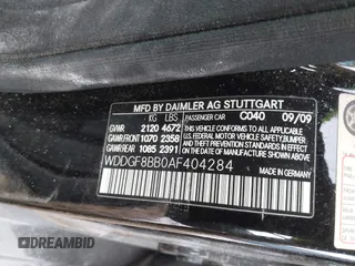 2010 Mercedes-Benz C-Class C 300 Sport with VIN WDDGF8BB0AF404284, listed as a IAAI auction lot 41405330 with 90,363 mi miles. Bid and sale history available at carsss.com. Image 9.