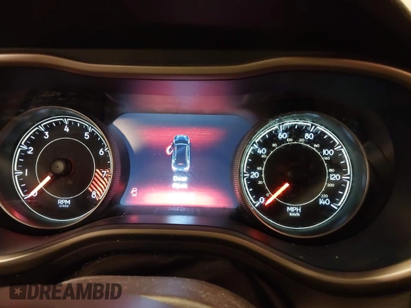 2014 Jeep Cherokee Trailhawk with VIN 1C4PJMBS5EW159912, listed as a IAAI auction lot 41538254 with 166,955 mi miles. Bid and sale history available at carsss.com. Image 7.