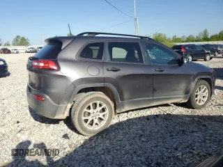 2017 Jeep Cherokee Sport z VIN 1C4PJLAB6HW566167, wystawiony jako Copart lot #57204445 z przebiegiem 187 681 mil mil oraz Czysty tytuł • Clean title. Historia ofert i sprzedaży dostępna na DreamBid. Obrazek 3.
