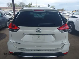 2017 Nissan Rogue SL with VIN JN8AT2MT7HW143035, listed as a IAAI auction lot 41771987 with 77,696 mi miles and . Bid and sale history available at DreamBid. Image 16.