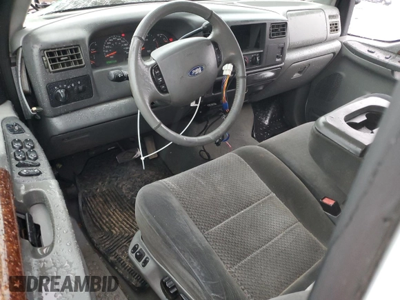 2003 Ford F-350 XL z VIN 1FTSW31P23EC19215, wystawiony jako Copart lot #87264274 z przebiegiem 290 656 mil mil oraz Nie do naprawy • Non repairable. Historia ofert i sprzedaży dostępna na DreamBid. Obrazek 8.
