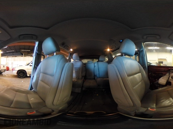 2016 Toyota Sienna XLE with VIN 5TDYK3DCXGS697980, listed as a IAAI auction lot 41500895 with 94,750 mi miles and . Bid and sale history available at DreamBid. Image 24.