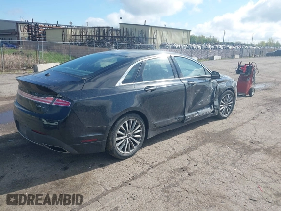 2017 Lincoln MKZ Select with VIN 3LN6L5D93HR622610, listed as a IAAI auction lot 42210216 with 67,941 mi miles and . Bid and sale history available at DreamBid. Image 4.