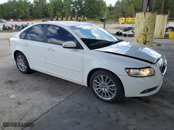 2010 Volvo S40 with VIN YV1390MS9A2486466, listed as a Copart auction lot 72245634 with 118,623 mi miles and Salvage Title. Bid and sale history available at carsss.com. Image 4.