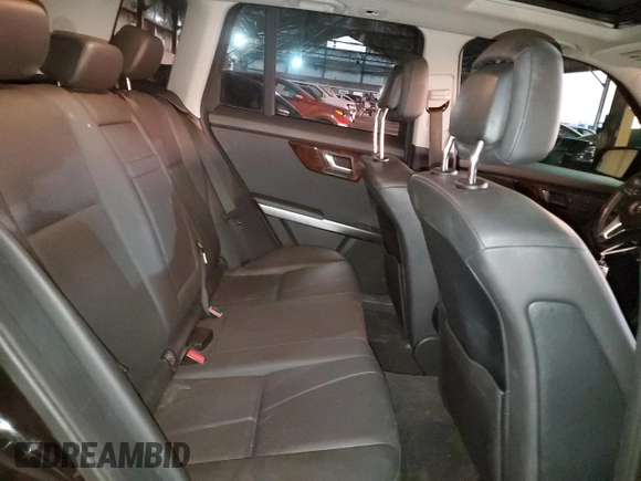 2015 Mercedes-Benz GLK 250 with VIN WDCGG0EB5FG415992, listed as a Copart auction lot 35979453 with 107,014 mi miles and . Bid and sale history available at DreamBid. Image 11.