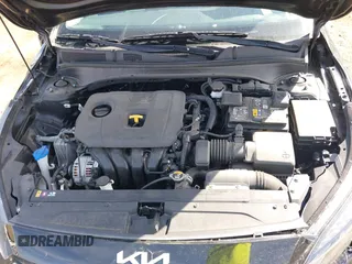 2022 Kia Forte LXS z VIN 3KPF24AD6NE474949, wystawiony jako IAAI lot #42091578 z przebiegiem 26 064 mil mil oraz . Historia ofert i sprzedaży dostępna na DreamBid. Obrazek 10.