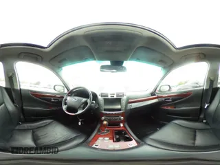 2010 Lexus LS 460 z VIN JTHCL5EF5A5005714, wystawiony jako IAAI lot #42616045 z przebiegiem 101 834 mil mil oraz . Historia ofert i sprzedaży dostępna na DreamBid. Obrazek 18.