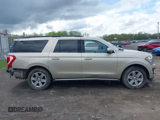 2018 Ford Expedition Max XLT z VIN 1FMJK1JT6JEA47823, wystawiony jako IAAI lot #42191583 z przebiegiem 135 565 mil mil oraz . Historia ofert i sprzedaży dostępna na DreamBid. Obrazek 13.