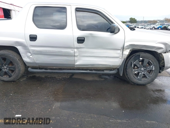 2008 Honda Ridgeline RT with VIN 2HJYK16228H517329, listed as a IAAI auction lot 41813333 with 139,828 mi miles. Bid and sale history available at carsss.com. Image 6.