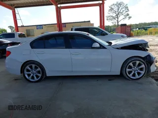 2015 BMW 3 Series 328i с VIN WBA3A5C51FP604734, выставлен на аукционе IAAI как лот 42687621 с пробегом 77 185 миль миль и . История ставок и продаж доступна на DreamBid. Изображение 13.