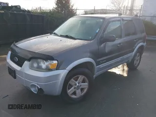 2006 Ford Escape Hybrid with VIN 1FMYU96H26KA19747, listed as a IAAI auction lot 41496607 with 247,629 mi miles and . Bid and sale history available at DreamBid. Image 2.