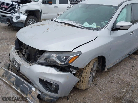 2017 Nissan Pathfinder SV with VIN 5N1DR2MN8HC639550, listed as a IAAI auction lot 41251228 with 109,186 mi miles. Bid and sale history available at carsss.com. Image 17.