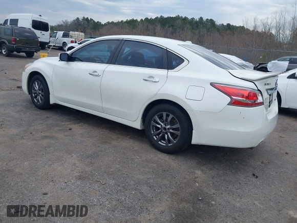 2015 Nissan Altima S with VIN 1N4AL3AP4FC568306, listed as a IAAI auction lot 41683484 with 223,450 mi miles and . Bid and sale history available at DreamBid. Image 3.