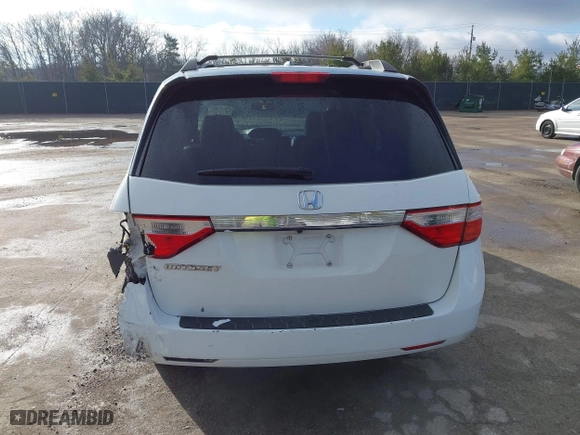 2013 Honda Odyssey EX-L with VIN 5FNRL5H68DB044937, listed as a IAAI auction lot 41196364 with 145,899 mi miles. Bid and sale history available at carsss.com. Image 17.