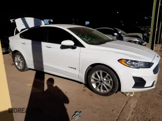 2019 Ford Fusion Hybrid SE with VIN 3FA6P0LU3KR119755, listed as a Copart auction lot 40221613 with 40,799 mi miles. Bid and sale history available at carsss.com. Image 4.