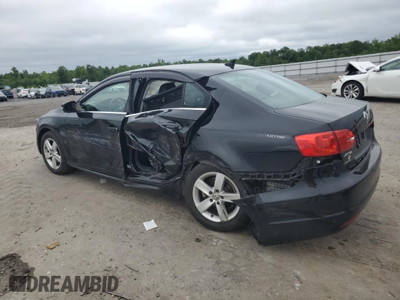 2014 Volkswagen Jetta TDI w/Premium with VIN 3VWLL7AJ0EM307240, listed as a Copart auction lot 59022185 with 104,600 mi miles and Salvage title. Bid and sale history available at DreamBid. Image 2.