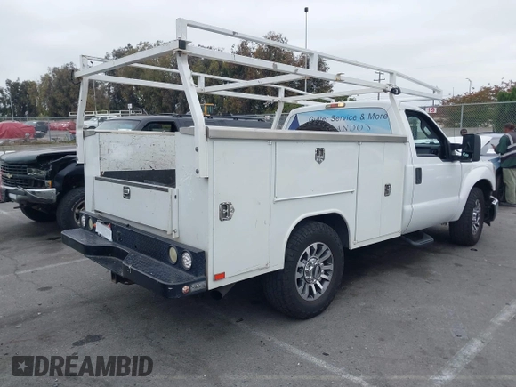 2014 Ford F-250 XL with VIN 1FDBF2A68EEA48129, listed as a IAAI auction lot 42271285 with 183,794 mi miles and . Bid and sale history available at DreamBid. Image 4.