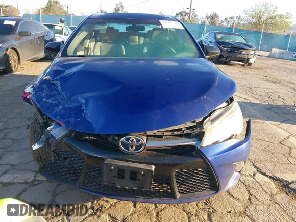2015 Toyota Camry XLE z VIN 4T1BF1FK9FU884586, wystawiony jako IAAI lot #41789131 z przebiegiem 166 422 mil mil oraz . Historia ofert i sprzedaży dostępna na DreamBid. Obrazek 12.