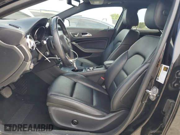 2019 Mercedes-Benz GLA 250 z VIN WDCTG4EB9KU019369, wystawiony jako Copart lot #56527615 z przebiegiem 97 564 mil mil oraz Czysty tytuł • Clean title. Historia ofert i sprzedaży dostępna na DreamBid. Obrazek 7.