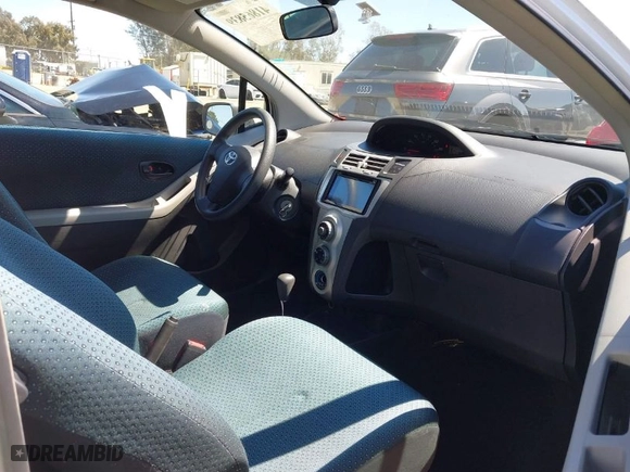 2007 Toyota Yaris with VIN JTDJT923875087666, listed as a IAAI auction lot 41865839 with 200,268 mi miles. Bid and sale history available at carsss.com. Image 5.