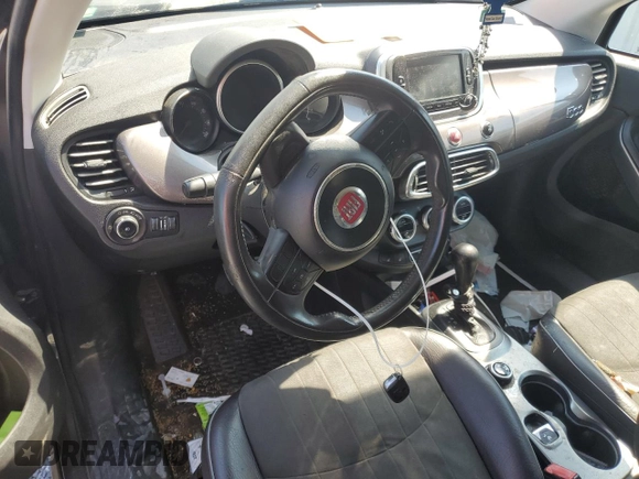 2016 FIAT 500X Lounge z VIN ZFBCFYDTXGP383559, wystawiony jako Copart lot #61990675 z przebiegiem 149 709 mil mil oraz Czysty tytuł • Clean title. Historia ofert i sprzedaży dostępna na DreamBid. Obrazek 8.
