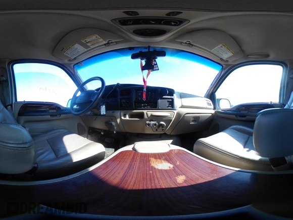 2005 Ford Excursion Limited с VIN 1FMNU43S85ED45734, выставлен на аукционе IAAI как лот 41414423 с пробегом 210 259 миль миль и . История ставок и продаж доступна на DreamBid. Изображение 20.