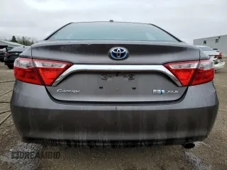 2015 Toyota Camry LE z VIN 4T1BD1FKXFU152666, wystawiony jako Copart lot #54879515 z przebiegiem 315 836 mil mil oraz Czysty tytuł • Clean title. Historia ofert i sprzedaży dostępna na DreamBid. Obrazek 6.