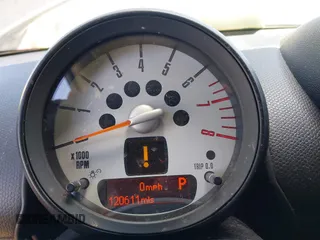 2012 MINI Countryman S with VIN WMWZC3C55CWL82709, listed as a IAAI auction lot 42002966 with 120,611 mi miles and . Bid and sale history available at DreamBid. Image 7.