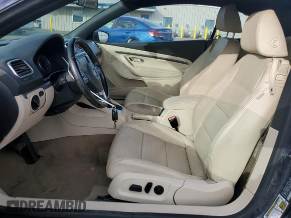 2011 Volkswagen Eos Komfort with VIN WVWBW7AH5BV002823, listed as a Copart auction lot 46122135 with 137,277 mi miles and Clean Title. Bid and sale history available at DreamBid. Image 7.