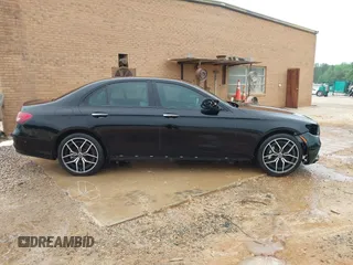 2022 Mercedes-Benz E-Class E 350 with VIN W1KZF8DB1NB084637, listed as a IAAI auction lot 41504750 with 21,046 mi miles. Bid and sale history available at carsss.com. Image 14.