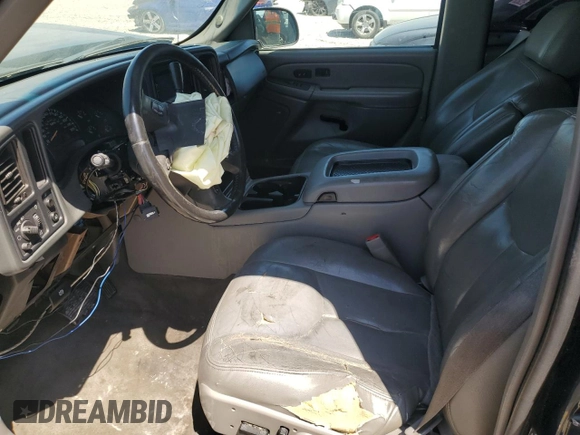 2005 Chevrolet Avalanche LT with VIN 3GNEC12Z65G221000, listed as a Copart auction lot 58705355 with Not provided miles and Salvage title. Bid and sale history available at DreamBid. Image 7.