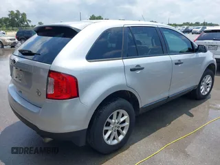 2013 Ford Edge SE with VIN 2FMDK3GC0DBE33153, listed as a IAAI auction lot 42366900 with 130,894 mi miles and . Bid and sale history available at DreamBid. Image 4.