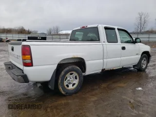 2001 Chevrolet Silverado 1500 LS with VIN 2GCEC19V311333526, listed as a Copart auction lot 46713445 with 157,873 mi miles and Clean Title. Bid and sale history available at carsss.com. Image 3.