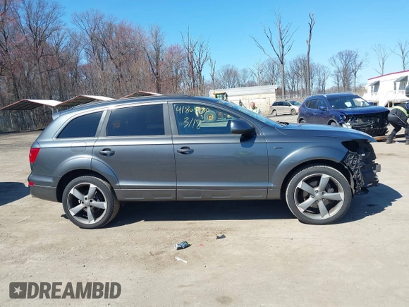 2015 Audi Q7 3.0T Premium Plus with VIN WA1LGAFE1FD015507, listed as a IAAI auction lot 41805130 with 158,687 mi miles. Bid and sale history available at carsss.com. Image 13.