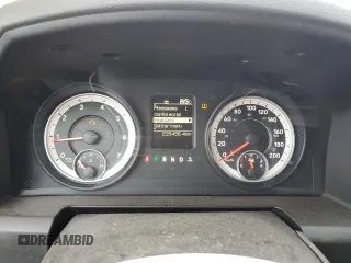 2013 Ram 1500 ST z VIN 1C6RR7FPXDS588582, wystawiony jako Copart lot #56276915 z przebiegiem 228 456 mil mil oraz Szkoda całkowita • Salvage title. Historia ofert i sprzedaży dostępna na DreamBid. Obrazek 9.