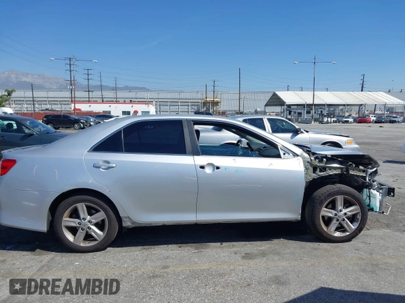 2013 Toyota Camry L with VIN 4T1BF1FK4DU249076, listed as a IAAI auction lot 42008768 with 85,030 mi miles. Bid and sale history available at carsss.com. Image 14.