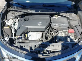 2015 Nissan Altima 2.5 with VIN 1N4AL3AP5FC186981, listed as a IAAI auction lot 41657318 with 120,000 mi miles. Bid and sale history available at carsss.com. Image 10.