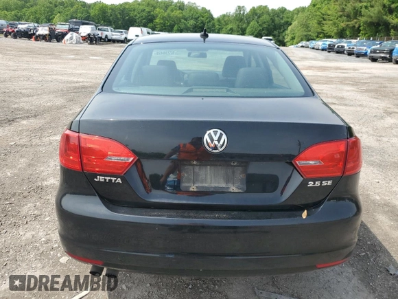 2013 Volkswagen Jetta SE with VIN 3VWDP7AJ8DM360632, listed as a Copart auction lot 57238425 with 133,972 mi miles and Salvage title. Bid and sale history available at DreamBid. Image 6.