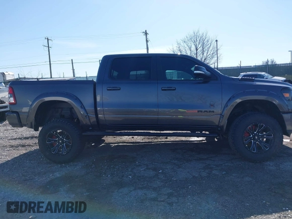 2022 Ram 1500 Big Horn with VIN 1C6SRFFTXNN236241, listed as a IAAI auction lot 41815333 with 37,813 mi miles. Bid and sale history available at carsss.com. Image 13.