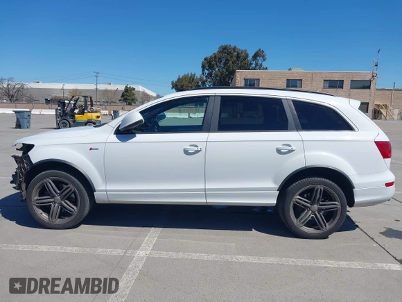 2015 Audi Q7 3.0T S line Prestige with VIN WA1DGAFE0FD027782, listed as a IAAI auction lot 41856552 with 116,563 mi miles. Bid and sale history available at carsss.com. Image 15.