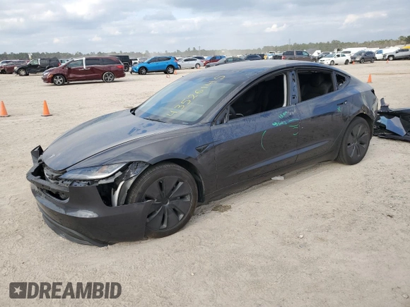 2024 Tesla Model 3 z VIN 5YJ3E1EA8RF726631, wystawiony jako Copart lot #43526145 z przebiegiem 12 980 mil mil oraz Czysty tytuł • Clean title. Historia ofert i sprzedaży dostępna na DreamBid. Obrazek 1.