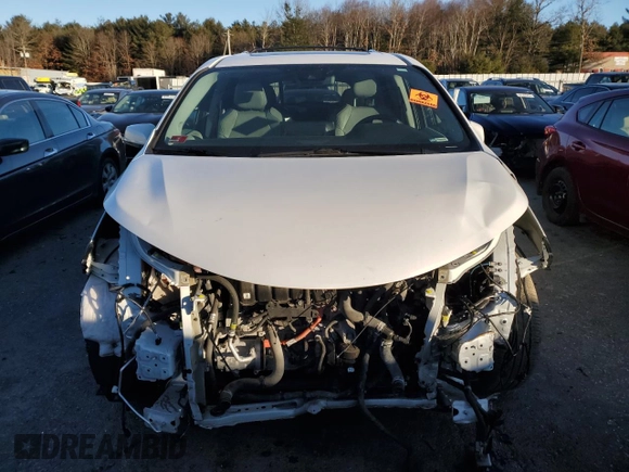 2022 Toyota Sienna Limited with VIN 5TDZSKFC4NS042478, listed as a Copart auction lot 83567064 with 0 mi miles and Salvage Title. Bid and sale history available at carsss.com. Image 5.