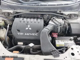 2008 Mitsubishi Outlander XLS with VIN JA4MS41X08Z011693, listed as a IAAI auction lot 42072843 with 288,760 mi miles. Bid and sale history available at carsss.com. Image 10.